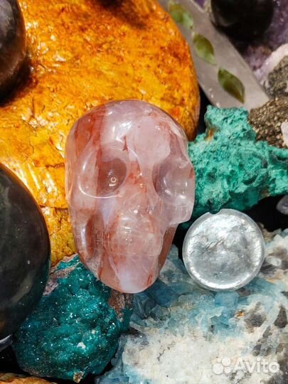 Минералы для коллекции и изделия из камня