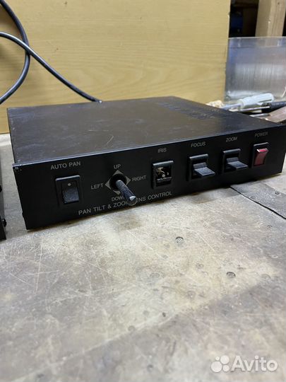 Блок управления трансфокацией с питанием 220 В