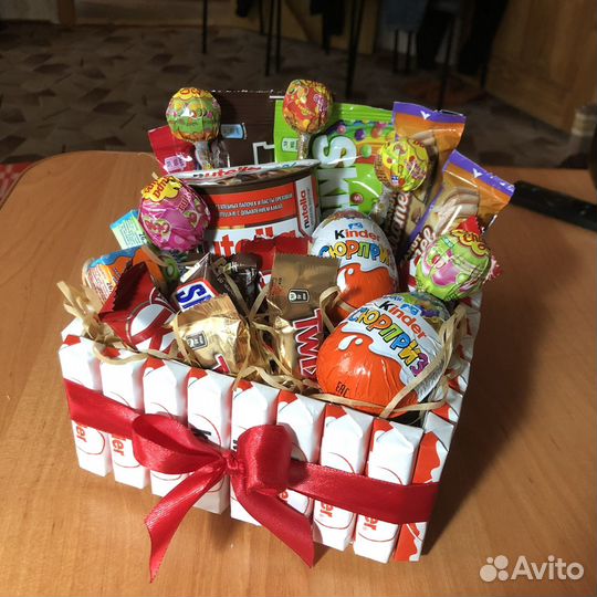 Коробка со сладостями