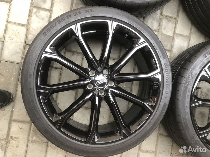 Ауди Q3 R21 оригинальный комплект