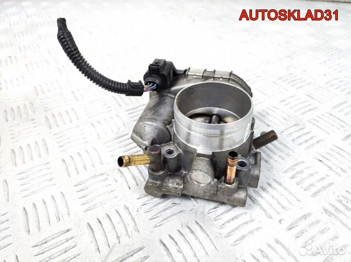 Дроссельная заслонка VWGolf 4 2.0 AZJ 06A133062Q