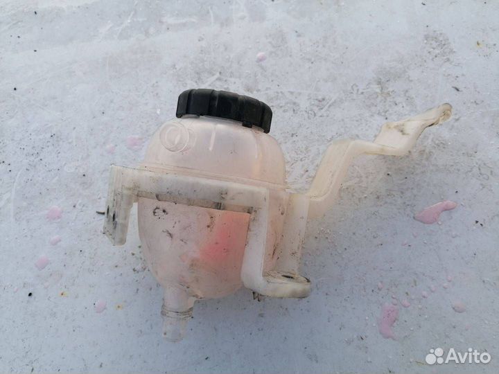 Бачок расширительный Mercedes-Benz S-Класс