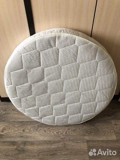 Матрас 75х75, наматрасник и 3 простыни на резинке