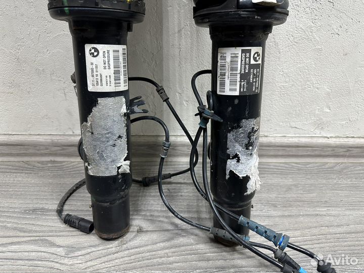 Амортизатор передний левый и правый BMW F15 F16