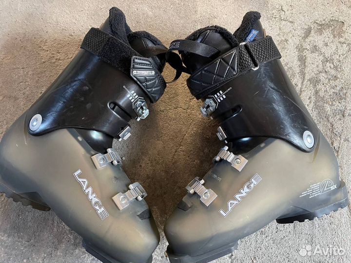 Горнолыжные ботинки 25.5 Lange sx 70