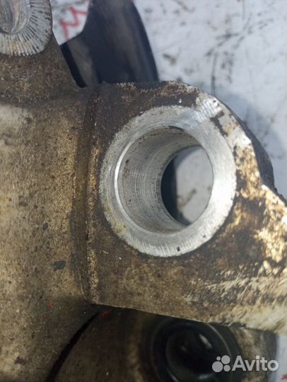 Ступица передняя правая Audi A4 B7 BWE 2007