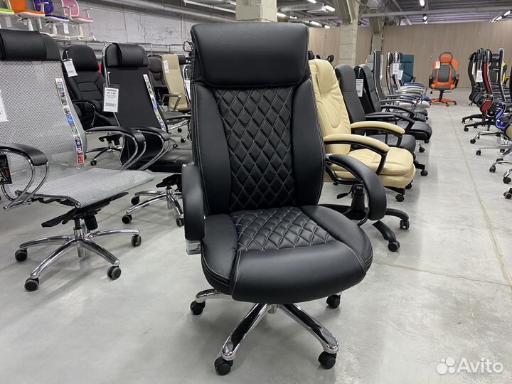 Компьютерное кресло кожа