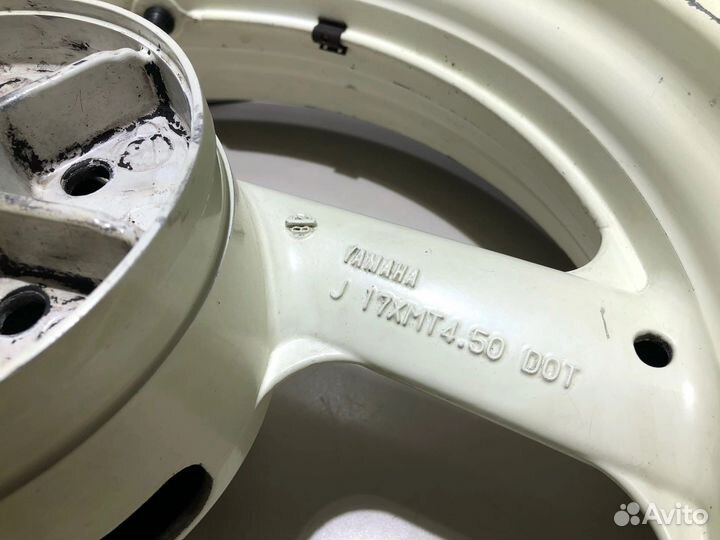 Задний колёсный диск Yamaha FZR 400