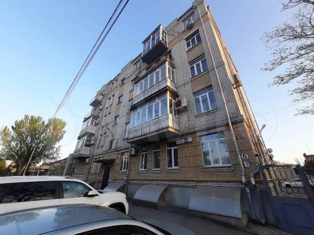 2-к. квартира, 77 м², 5/5 эт.