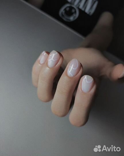 Маникюр с покрытием гель лак