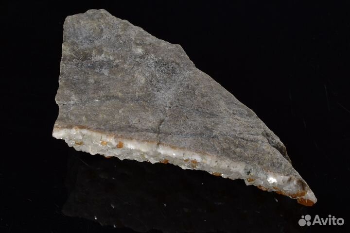 Друза кристаллов. Гроссуляр, кальцит. Лот №1176