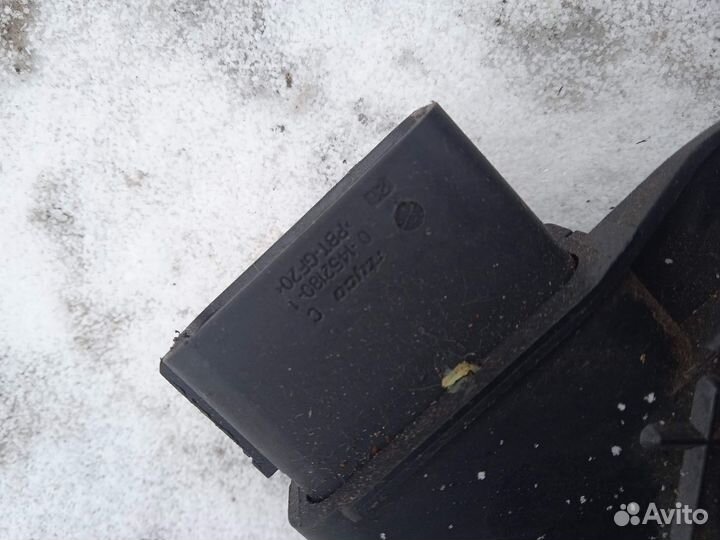 Замок двери передней левой ford focus 2