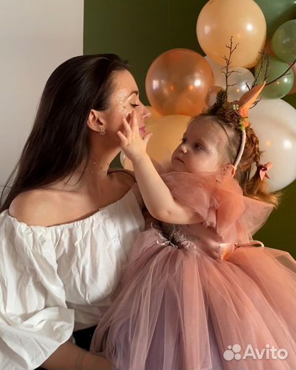 Платье праздничное