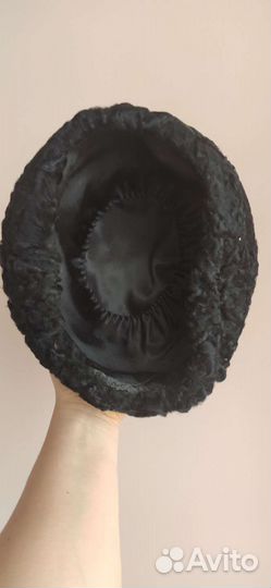 Шапка каракуль женская