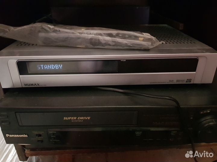 Спутниковый ресивер humax hdci-2000 отл. состояние