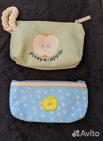 Косметички Ив Роше