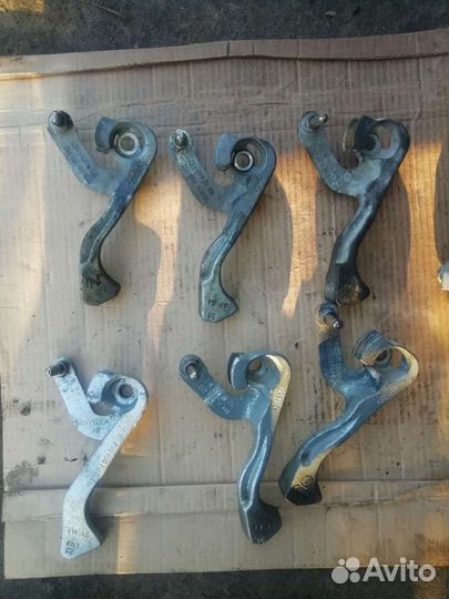 Рычаг (балансир, лапка) МКПП VW Polo, Skoda Rapid