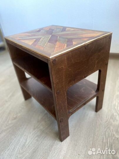 Тумба прикроватная
