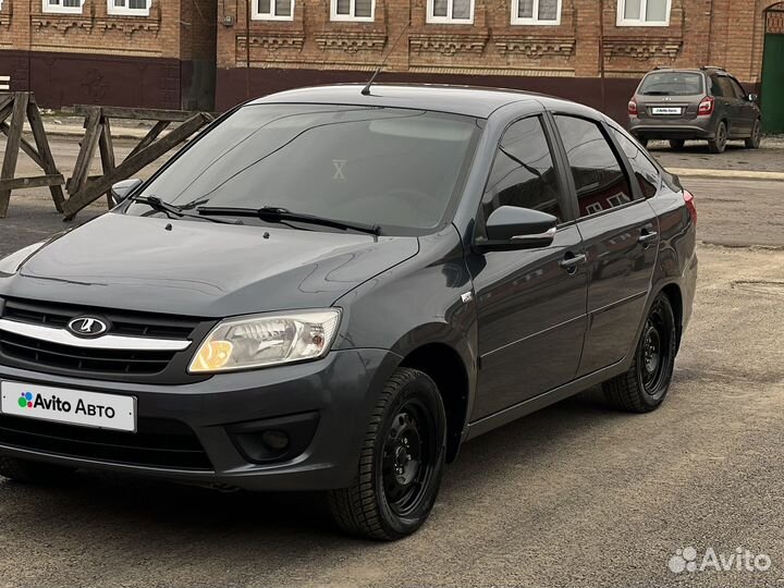 LADA Granta 1.6 МТ, 2015, 130 000 км