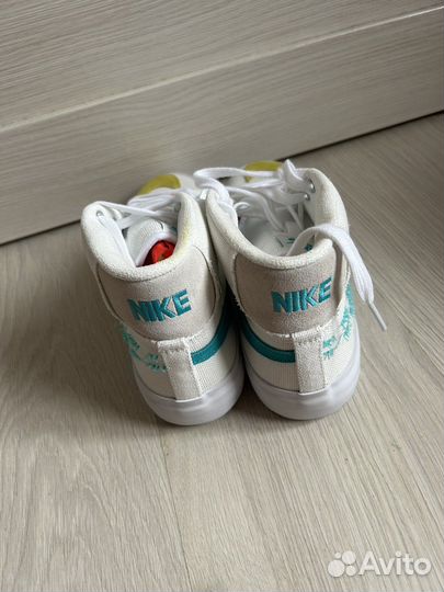 Кроссовки nike