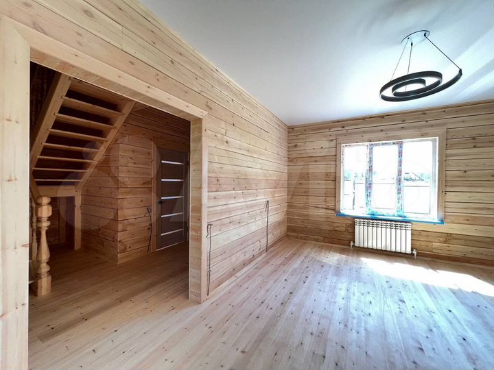 Дом 147 м² на участке 7,5 сот.