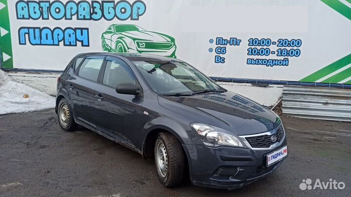 Молдинг крыши правый Kia Ceed 87220-1H200