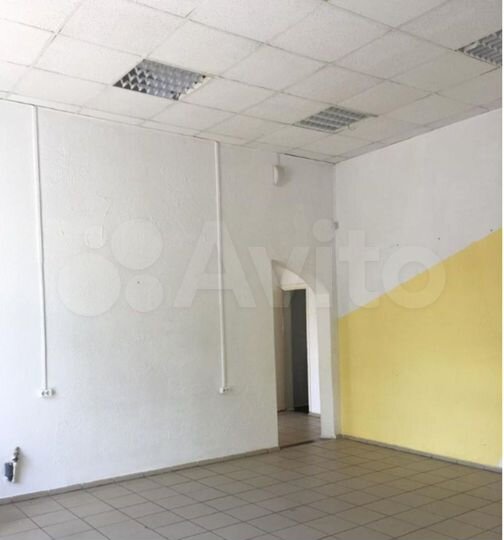 Сдам торговое помещение, 70 м²