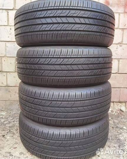 Kumho Solus TA31 215/55 R17 94V