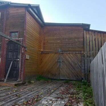 3-к. квартира, 100 м², 1/1 эт.