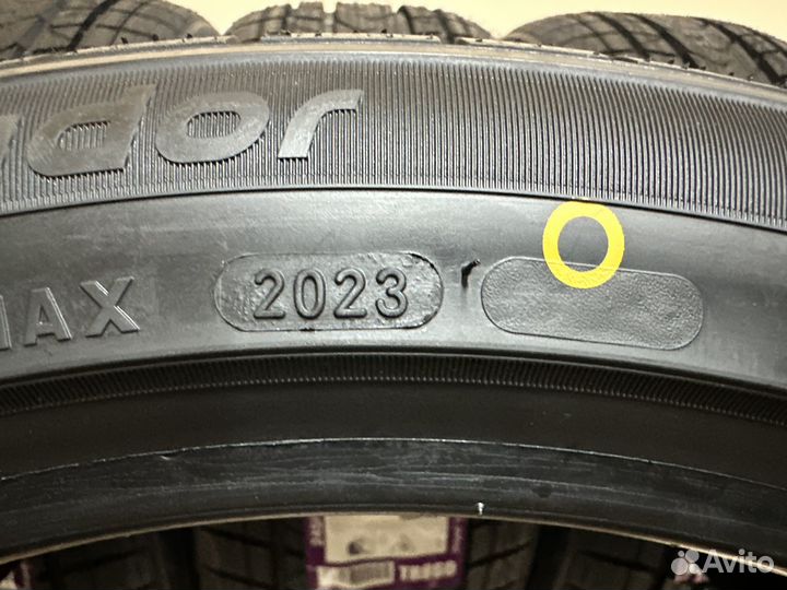 Tourador Winter Pro Max 245/40 R19 109V