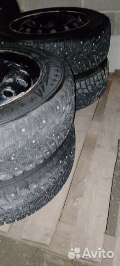 Dunlop SP Winter Ice 01 185/65 R15