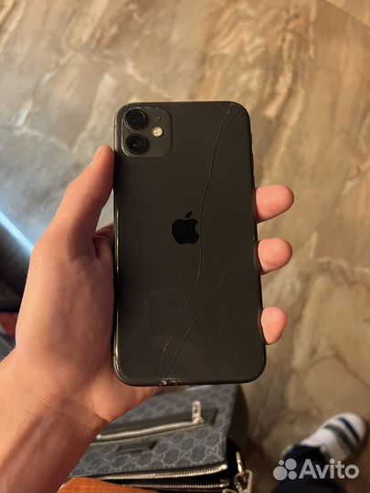 iPhone 11, 128 ГБ