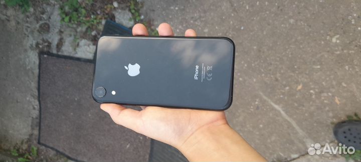 iPhone Xr, 64 ГБ