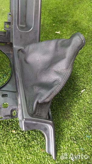 Консоль кпп Land Rover Range Rover vogue M62B44