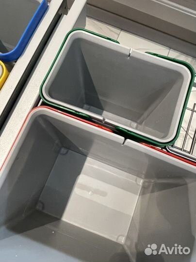 Выдвижное мусорное ведро для раздельного сбора