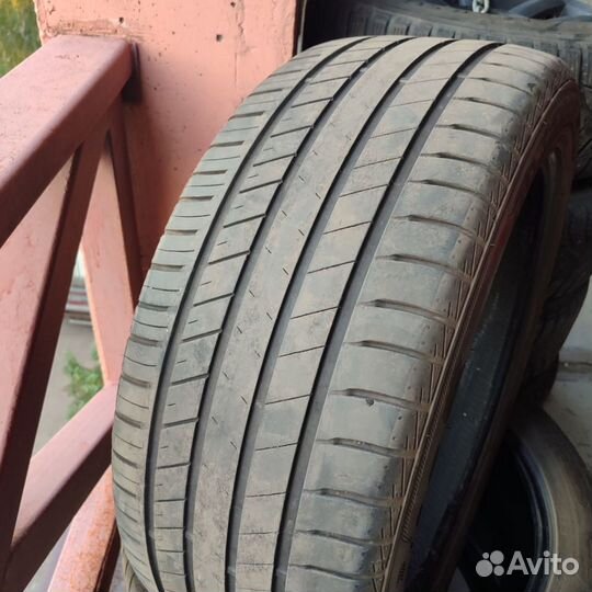 RoadX RXQuest SU01 285/45 R22