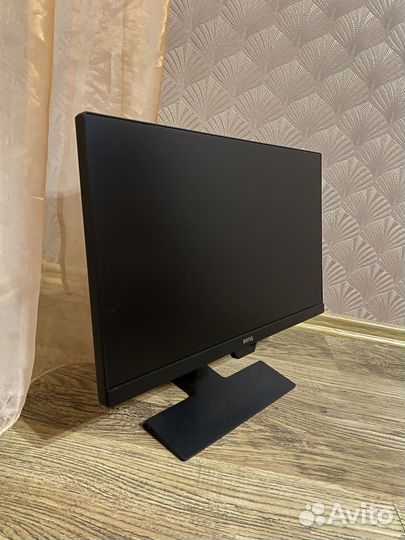 Монитор - Benq 22 VA 1920x1080