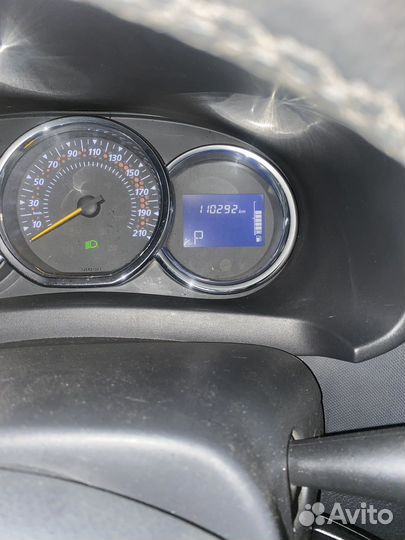 Renault Sandero Stepway 1.6 AT, 2017, 110 000 км