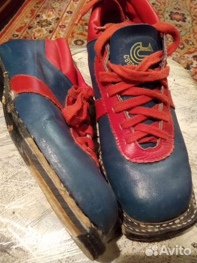 Лыжные ботинки классические