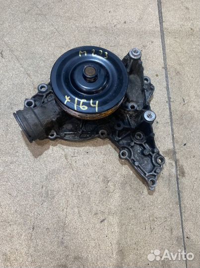 Насос водяной Mercedes-Benz W164 X164 OM273