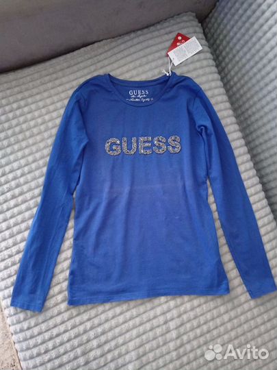 Футболка с длинным рукавом guess