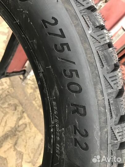 Michelin X-Ice North 4 275/50 R22 111T