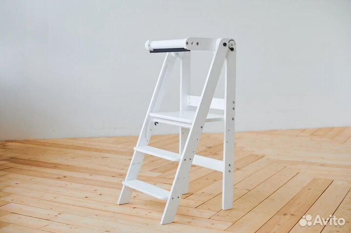 Башня маленького помощника складная