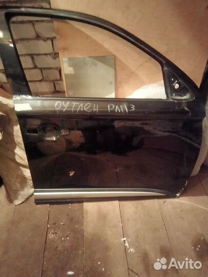 Передняя правая дверь от Митсубси Аутлендр