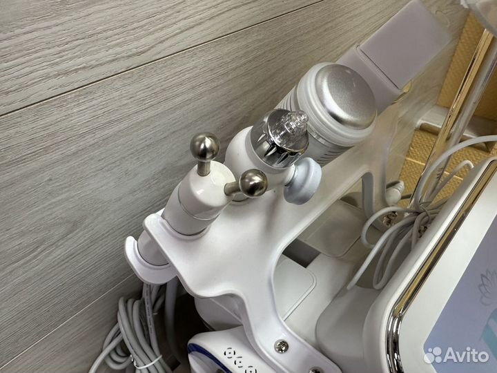 Аппарат гидропилинга H2O2 7 в 1, 1 поколения с обучением