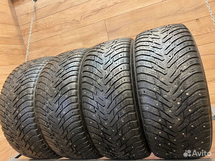 Nokian Tyres Hakkapeliitta 8 245/50 R18