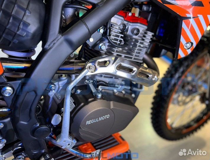 Мотоцикл Regulmoto ZR PR 4 valves 5 gear