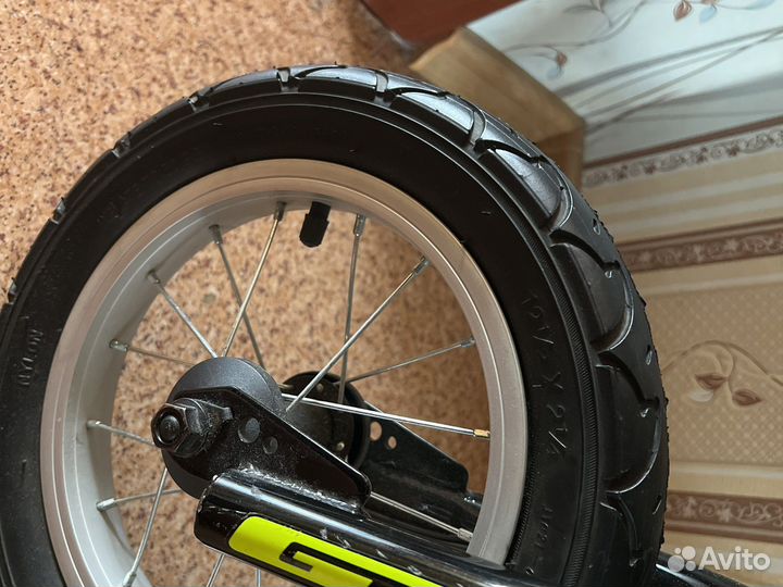 Беговел GT mach ONE 12 push