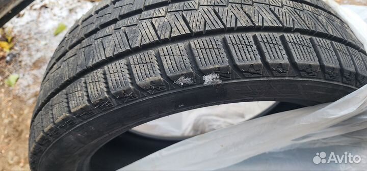 Kapsen SnowShoes AW33 225/45 R18 195