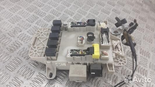 Блок комфорта toyota RAV 4 ZCA2 (9SE20M301)